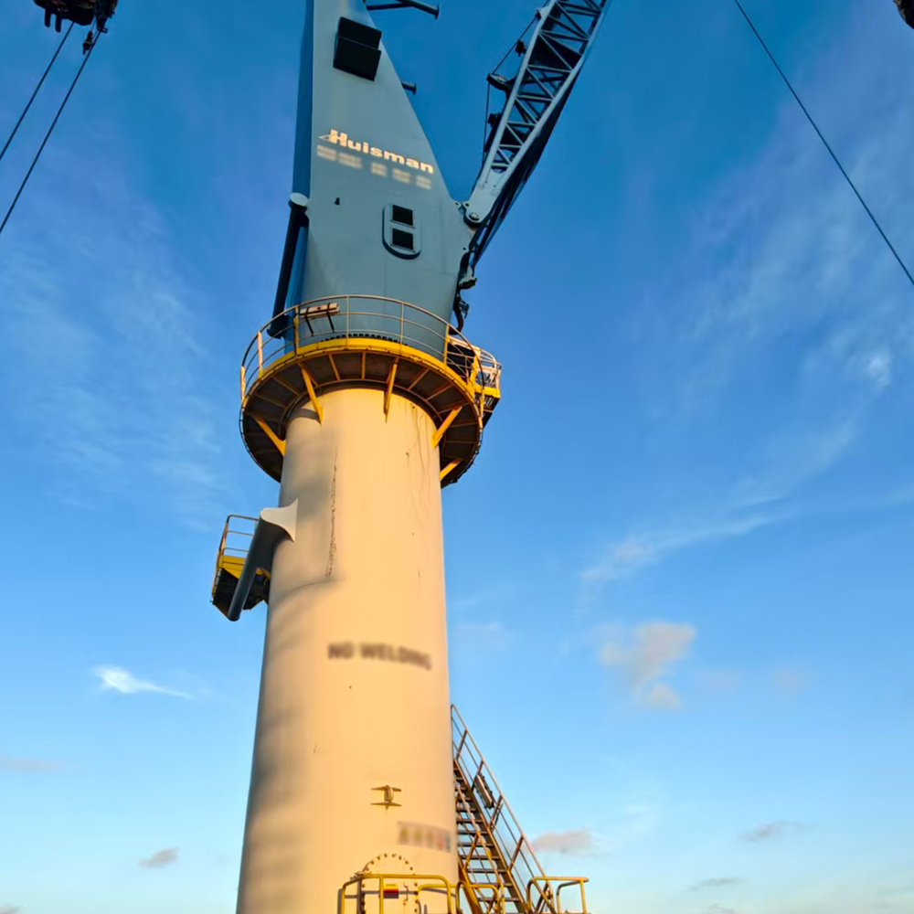 hulaman豪氏威馬繞樁式起重機及其輔吊60噸海上應(yīng)用吊機